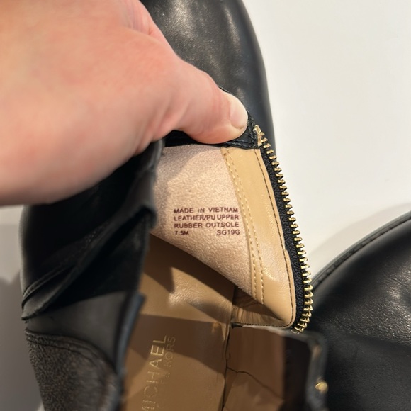 Michael Kors Lainey Bootie in Black / Signature Brown Sz 7.5M - Picture 6 of 10